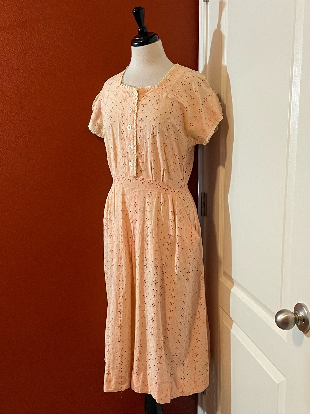 Vintage Town Country Club Women’s Pink Peach Crosscut Eyelet Cottagecore Dress